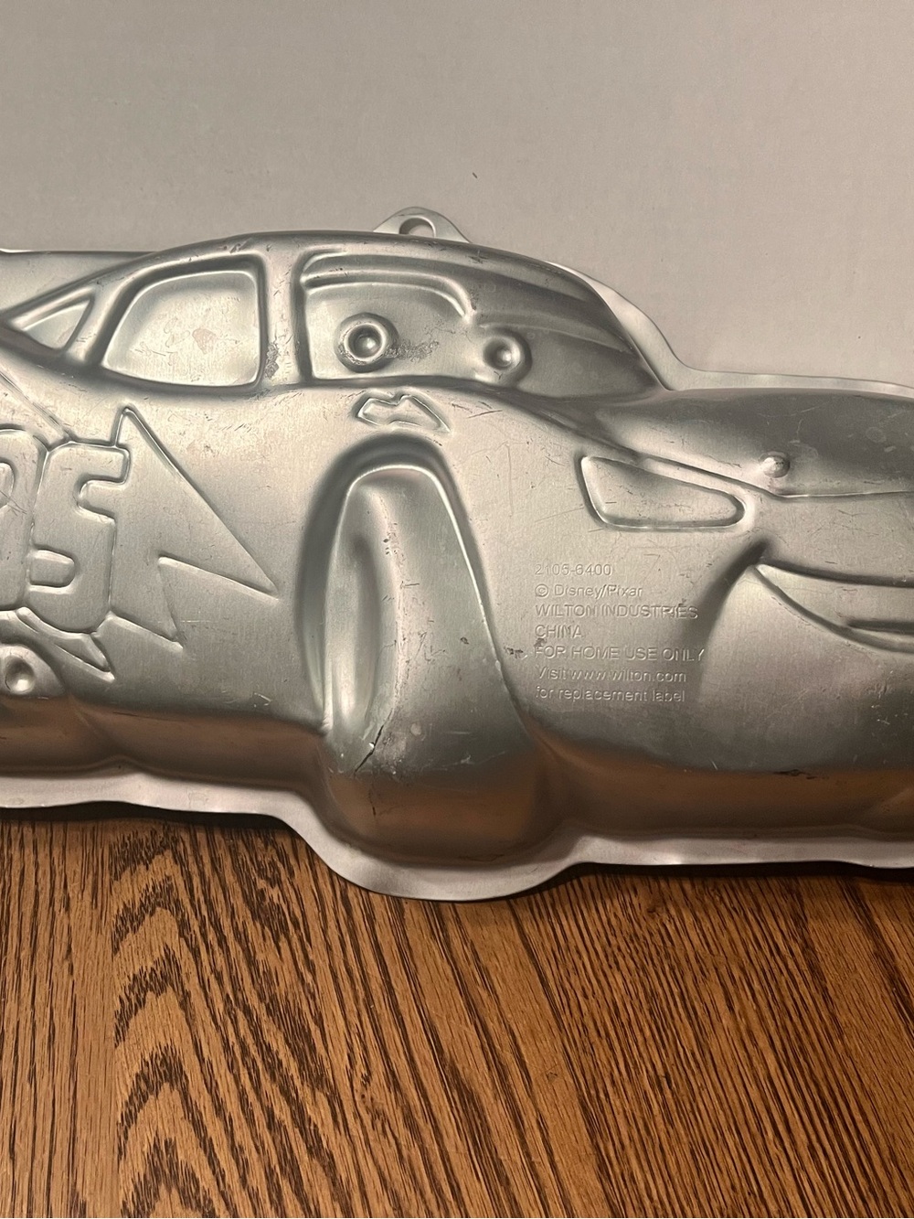 Rare Vintage Wilton Disney Cars Lightning McQueen Aluminum Cake Pan 2105-6400